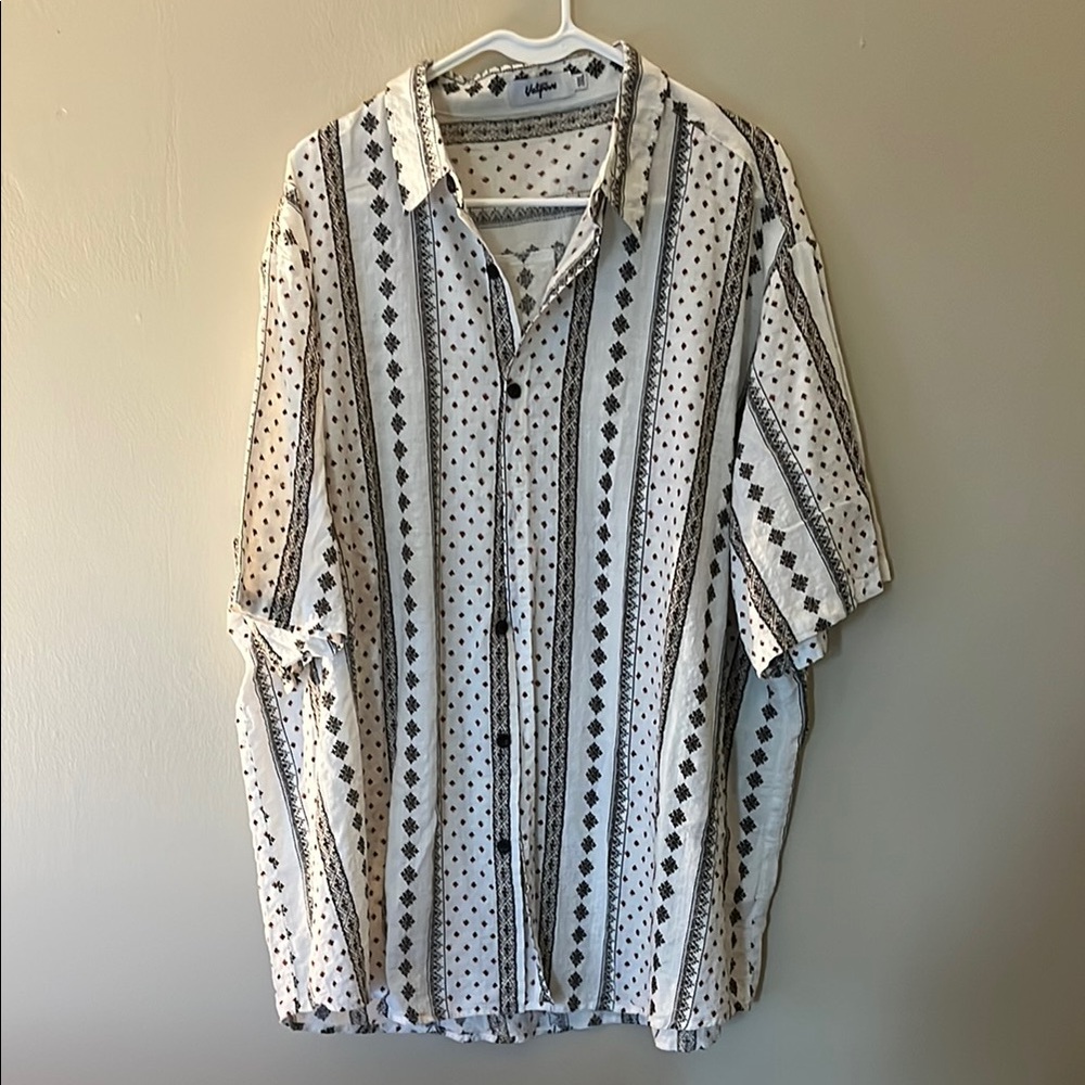 Black and White Casual Button Down Shirt with Geometric Pattern